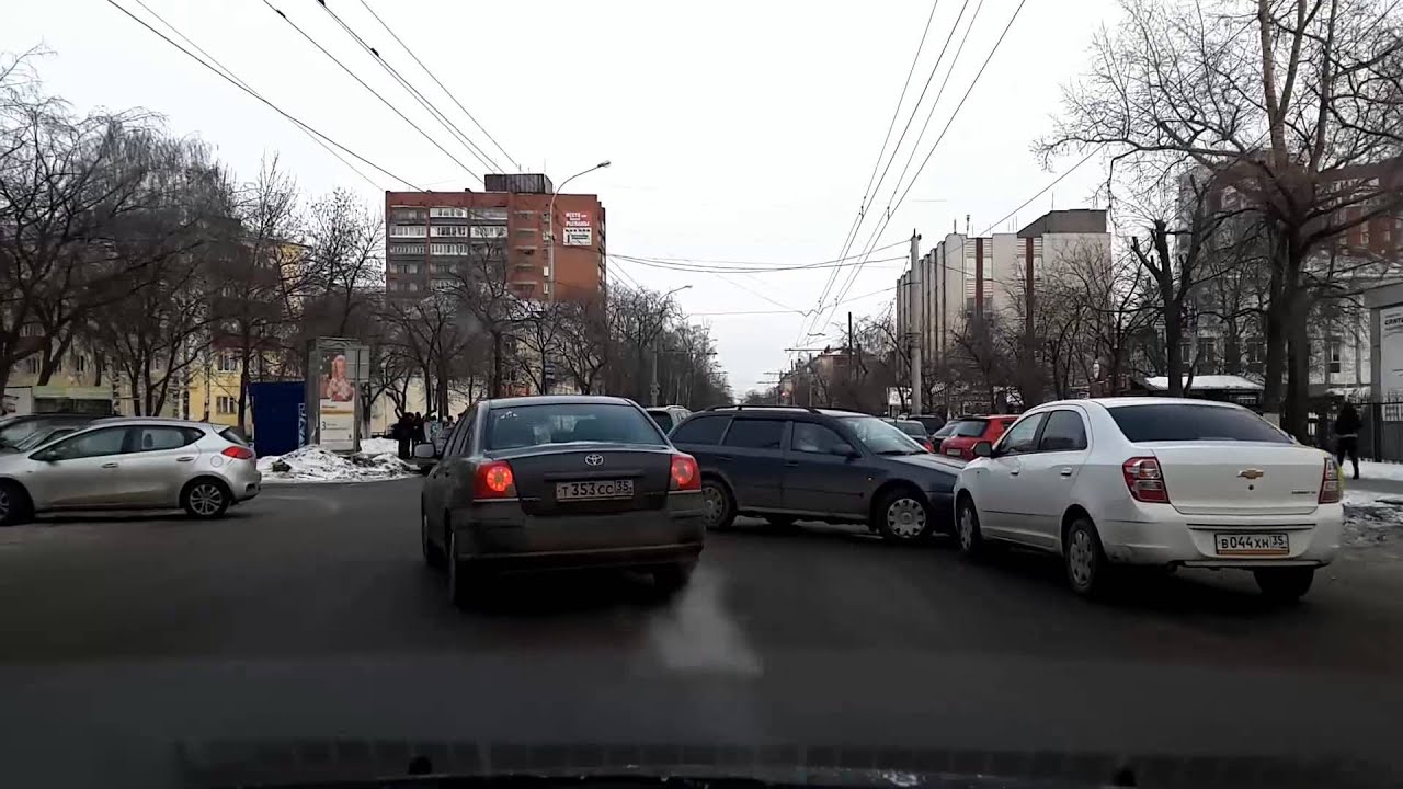 Вологда, последствия дтп, шкода и шевроле кобальт. 16-12-13. - YouTube