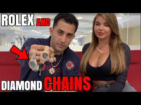 Anastasiya KVITKO PRICING ROLEX and DIAMOND CHAINS at TraxNYC