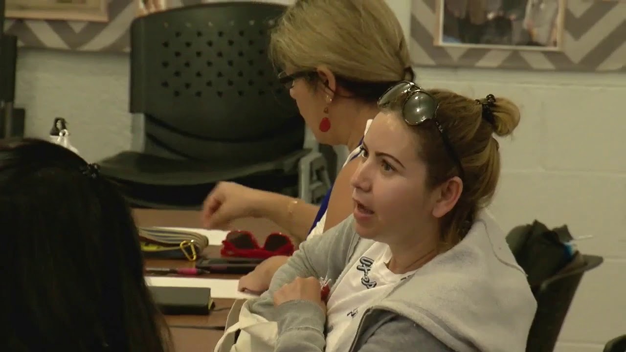 Literacy volunteers teach English to immigrants YouTube