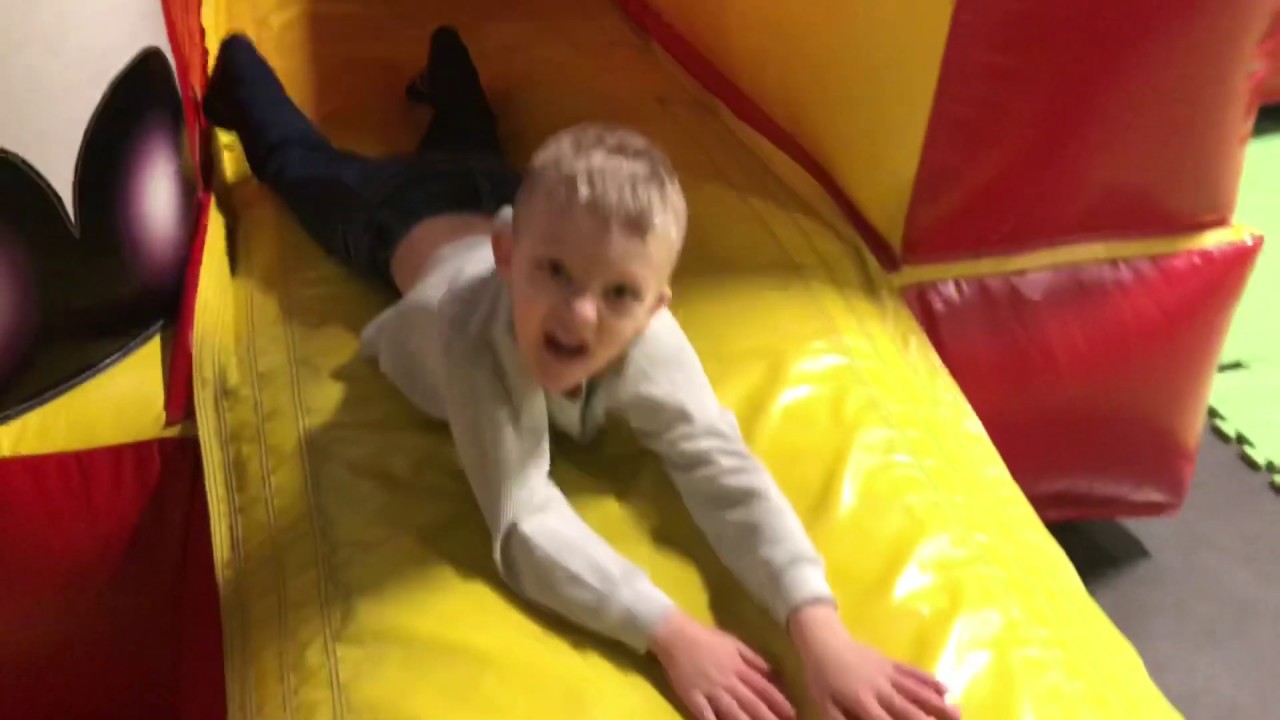 video phone beyonce mp3 Giant Inflatable Slide and Trampoline Park