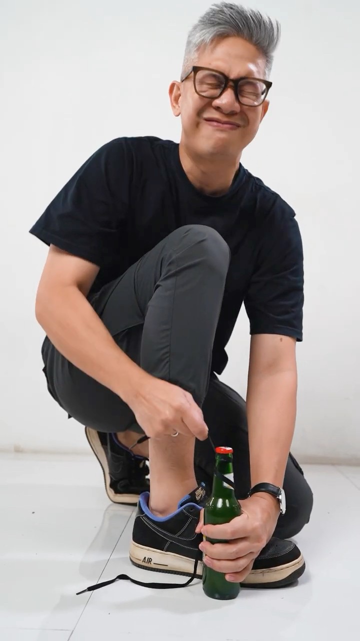 BUKA TUTUP BOTOL PAKAI TALI SEPATU!!