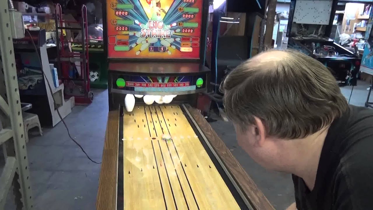 electronic shuffleboard bowling table