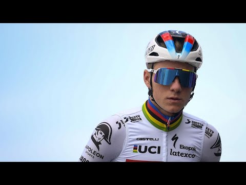 Vidéo: Remco Evenepoel signe avec Pizza Hut