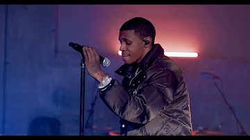 A Boogie Wit da Hoodie - Man In The Mirror (In Studio Performance)