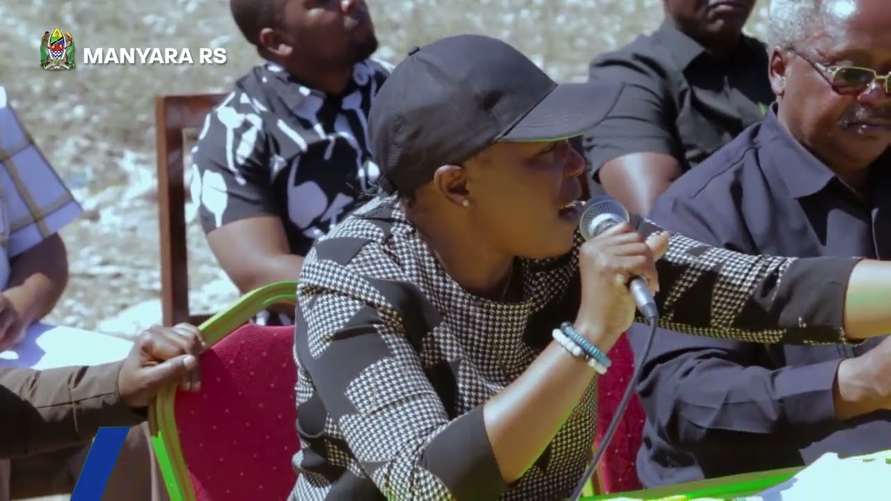 WATENDAJI WASIOWEZA KUISEMEA SERIKALI WAPANGIWE KAZI NYINGINE - RC SENDIGA