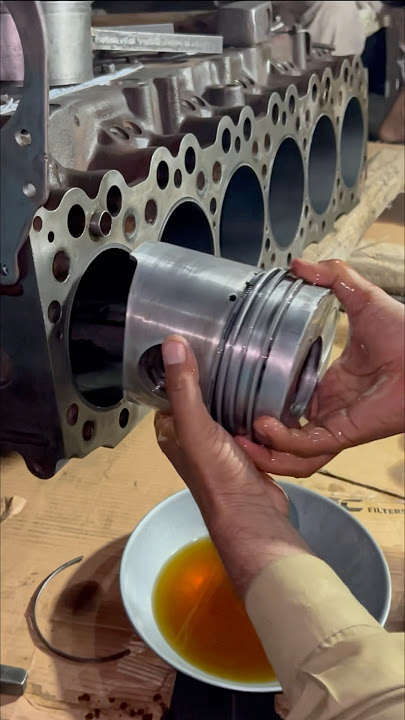 Piston Installation Diesel Engine 🔧💪 #piston #mechanic #enginerebuild