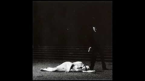 2001: Miss Kittin & The Hacker - First Album: 14. "Frank Sinatra 2001"