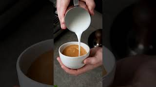 The basics of latte art #goldenbrowncoffee #barista #latteart #coffeeart #freepour #espresso