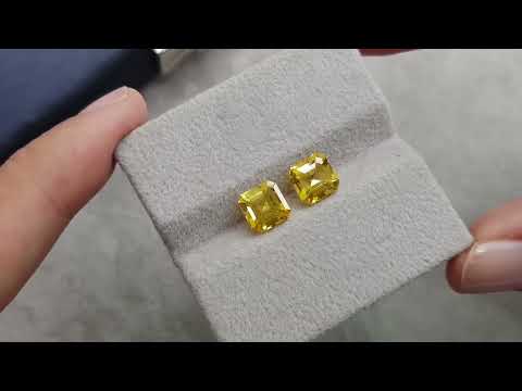 Pair of golden yellow asscher cut sapphires 4.23 ct, Sri Lanka Video  № 2