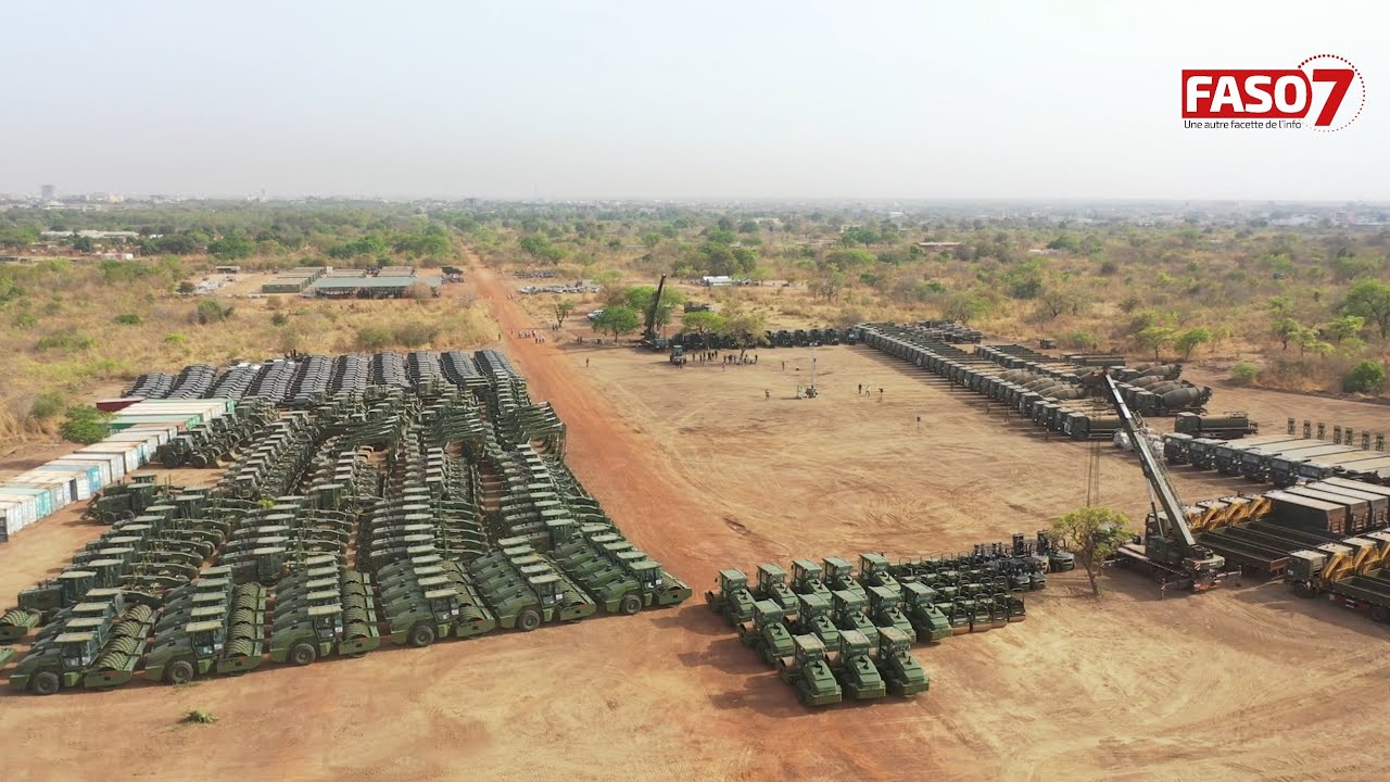 Burkina Faso : Un lot de plus de 900 engins acquis pour la construction de routes