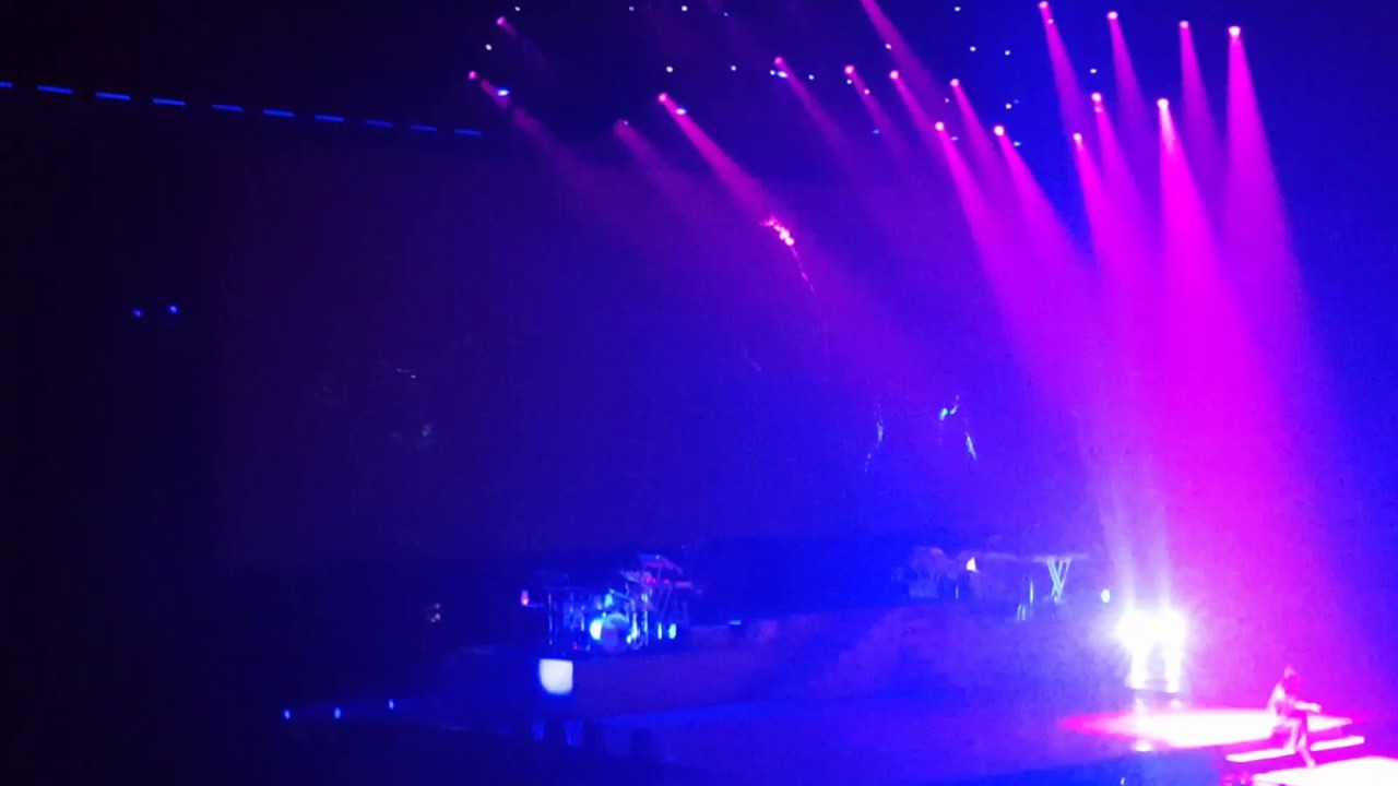 Ariana Grande - Thinking Bout You (Dangerous Woman Tour - Rio de Janeiro)