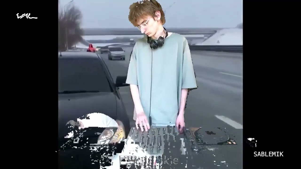 VAL  S01E03 Sablemik