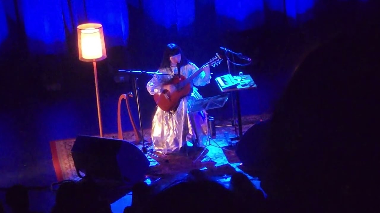 Ichiko Aoba (青葉市子) - 