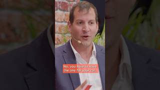 “Selling a t-shirt is not the same as selling a brake pad.” - Nicolás Parra #TecTalk