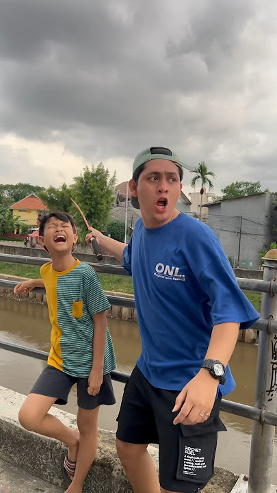 Siapin pantun kalian kalo ketemu kita ya!😁
