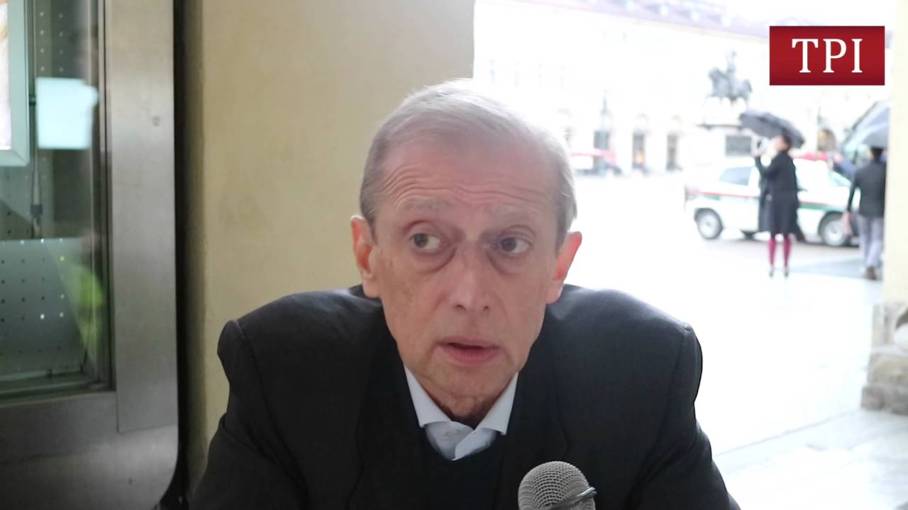 TPI intervista Piero Fassino - YouTube