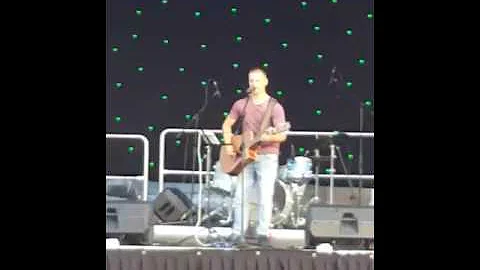 Stephen marx live at Eureka fees.somebody like you