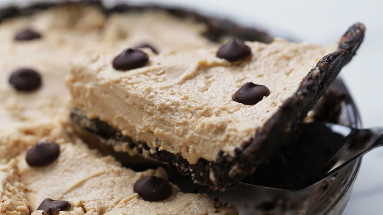 Imagini pentru Lighter Chocolate Peanut Butter Pie