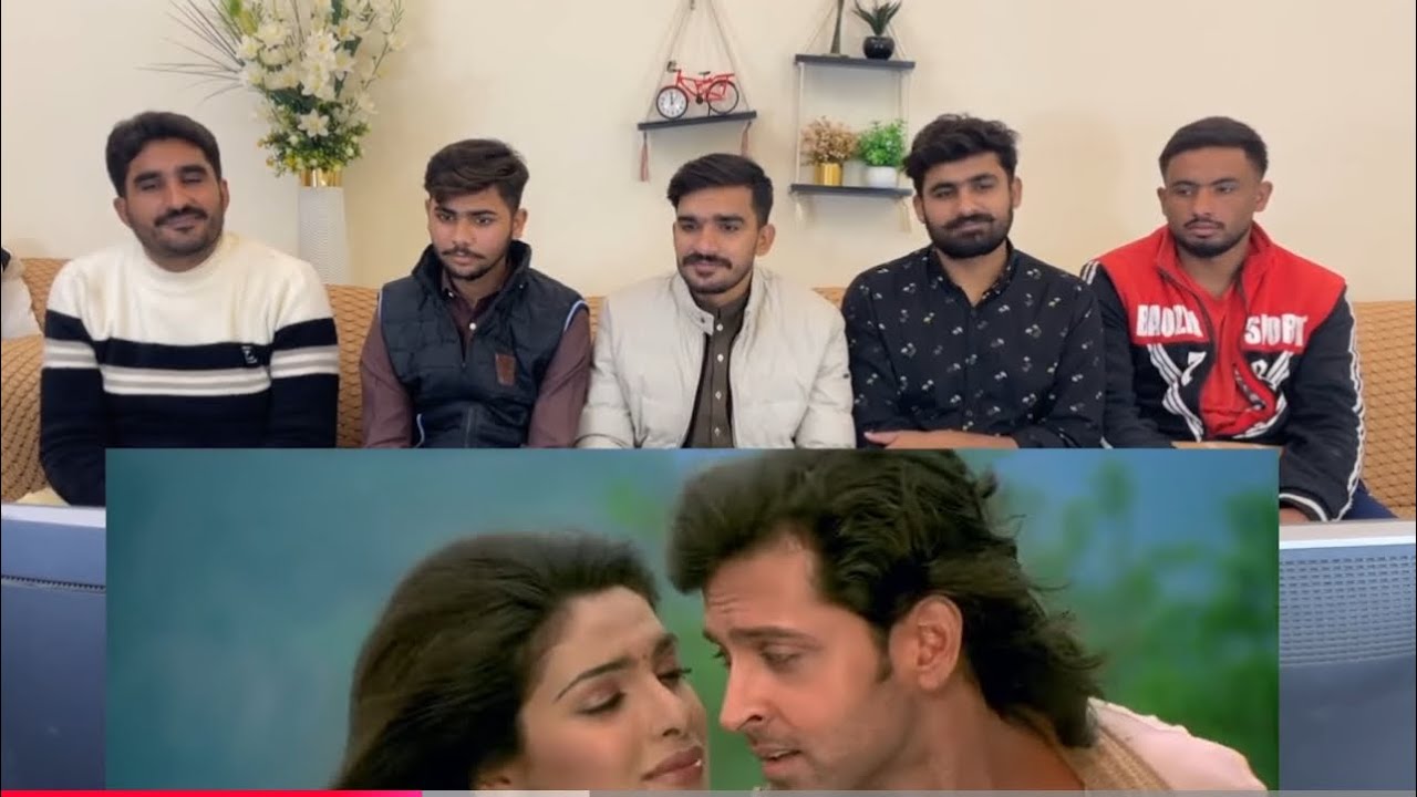 Pyaar Ki Ek Kahani Lyrical Video Song | Krrish | Sonu Nigam|Shreya Ghosal