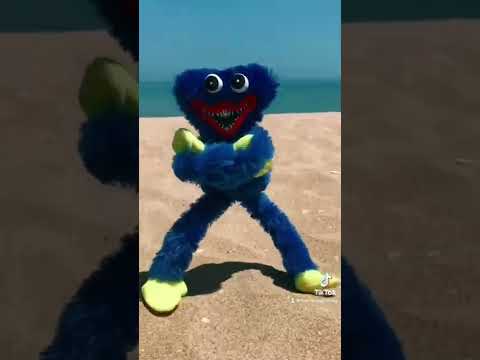 HUGGY WUGGY DANCING IN REAL LIFE!! #foryou #viral #shorts #funny #huggywuggy #plush #wellerman