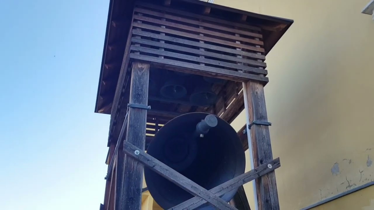 Pitten - (A-NÖ) - Pfarrhofkirche und Bergkirche - Plenum aller 8 Glocken + Teilgeläute Glocke 2-5