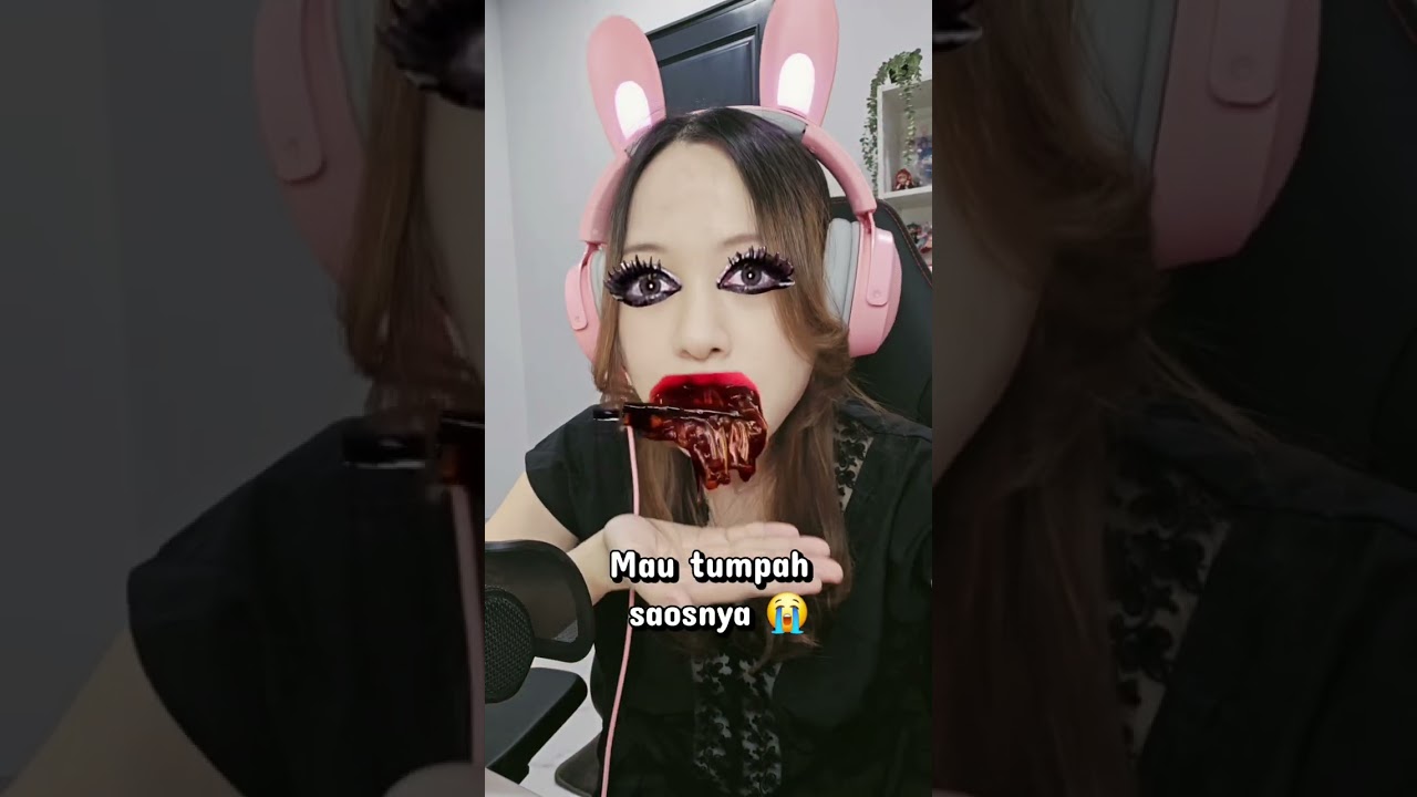 Mukbang Pakai Filter! #shorts