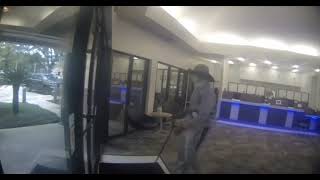 Bank robber walked in limping with cane 😳