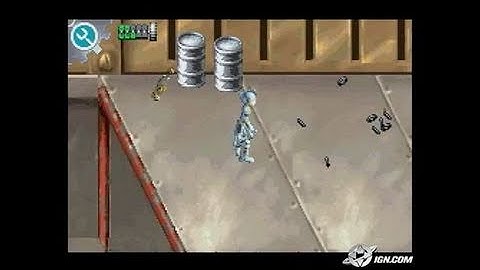 Robots Game Boy Gameplay - Wandering around