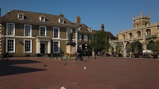 Huntingdon Town Centre, Huntingdonshire in Cambridgeshire      A Walking Tour