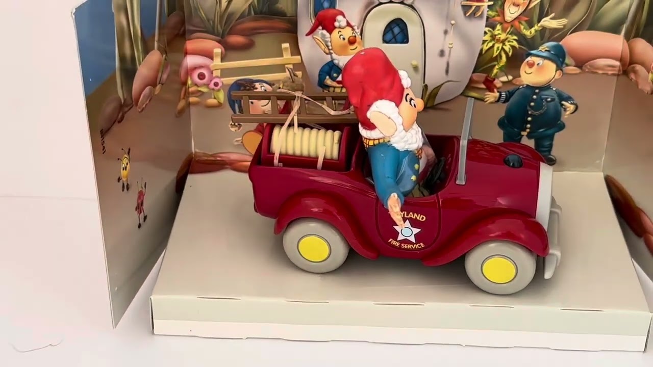 Vintage Blytons 2000 Corgi Noddy In Toyland, Toylands Fire Engine