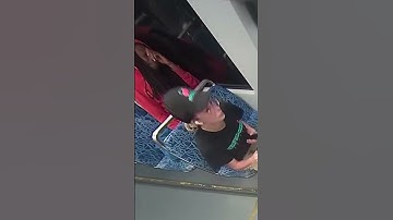 Video Shows Moments Before Fatal Stabbing on North Carolina Train #shorts