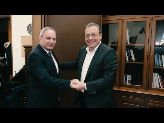 Συνάντηση του προέδρου του ΣΥΡΙΖΑ-ΠΣ, Σωκράτη Φάμελλου με τον ΓΓ του ΑΚΕΛ, Στέφανο Στεφάνου