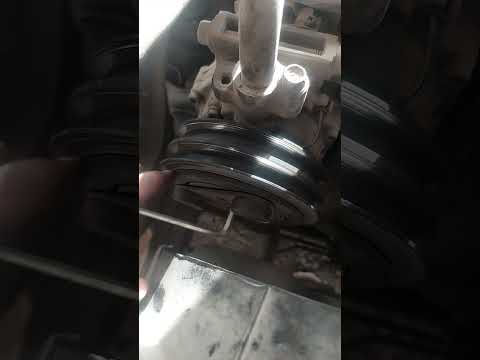 isuzu d max pickup A/c compressor problem #shorts #isuzu #khan_mechanical