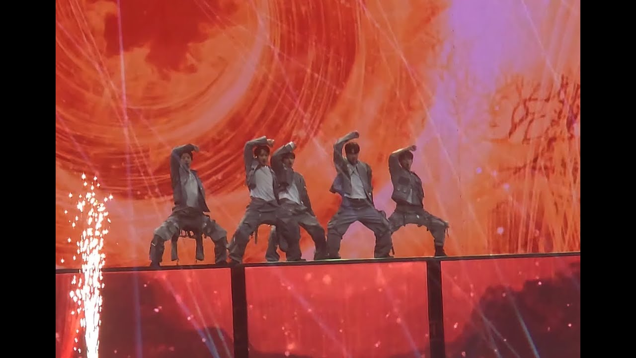 [251221] #MMA2025 엑소 몬스터 + 전야 + 러브샷 + 으르렁 + 백잇업 풀직캠｜EXO Wolf, The Eve, Love Shot, Growl, Back It Up