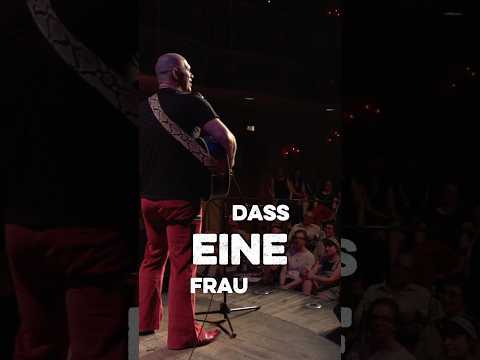 Ganzer Auftritt https://youtu.be/Oqowl-KUZQc?si=7LWIQ-HVFrWBgRCC Buch: DERUNGLAUBLICHEHEINZ(.)DE