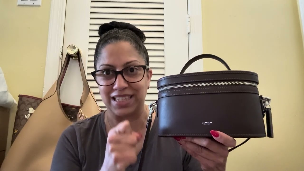 ✨🤎 Finally got my Coach Crystal Bag !!   See what a got !  🤎💎✨