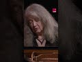 Capture de la vidéo 🥰 Moment Suspendu Avec Martha Argerich
