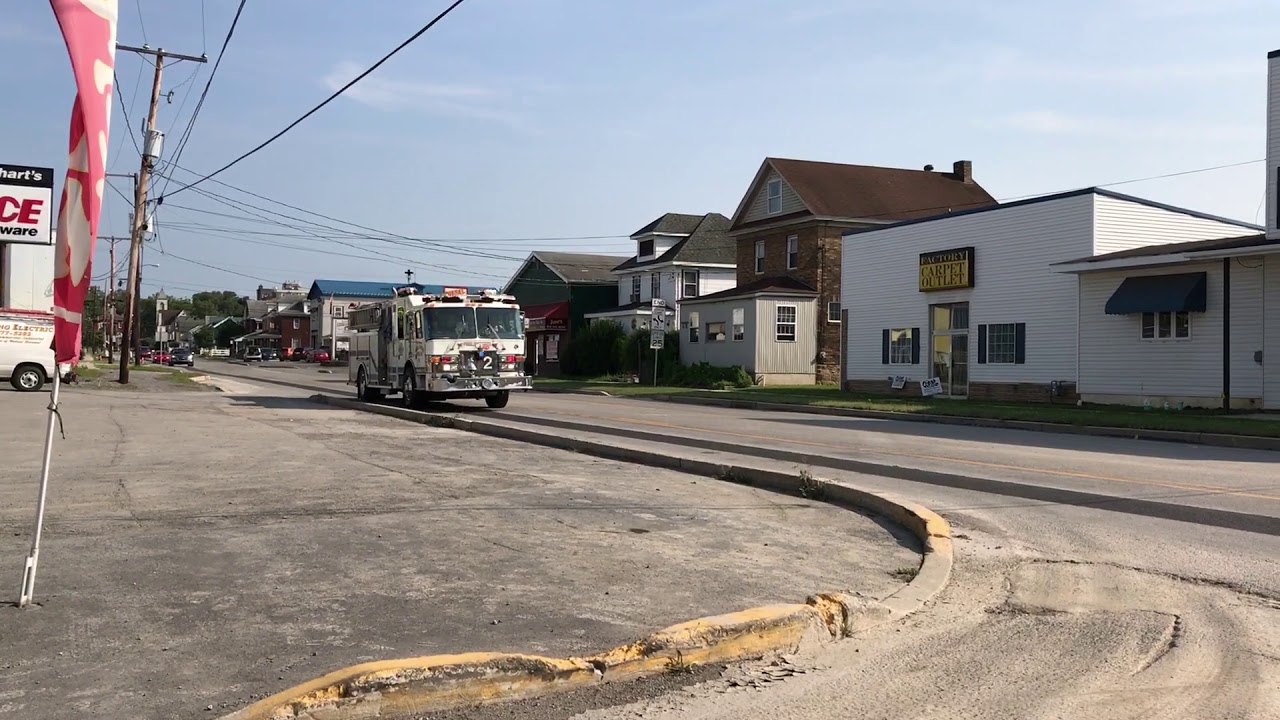 Engine 57-2 Responding - Reliance Fire Co.