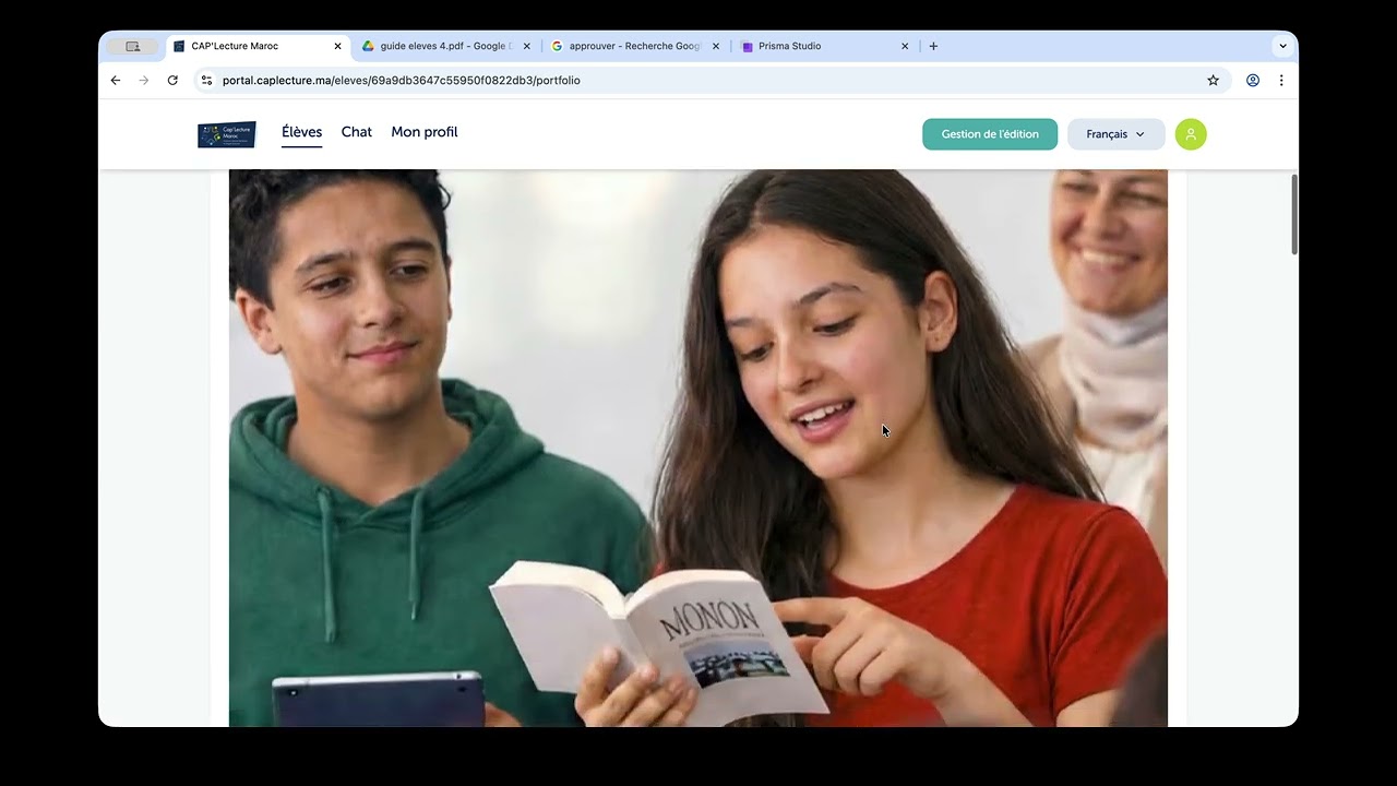 Accès aux élèves et aux résumés, approbation des résumés et des portfolios, et accès au chat