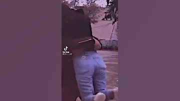 انت القمر بعيوني وانا بحبح مجنوني 