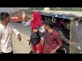 ভরা গাড়িতে বড় ভাই মেয়েটির পাশে জোর করে বসতে চাইলো অতঃপর