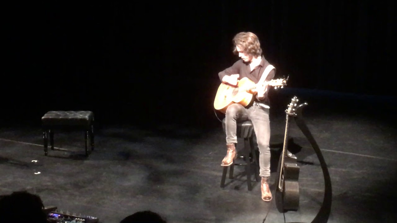 Hotel California - Mart Hillen