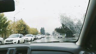 Поездка из Карабулака в Яндаре со мной в машине в дождливую осеннюю погоду.