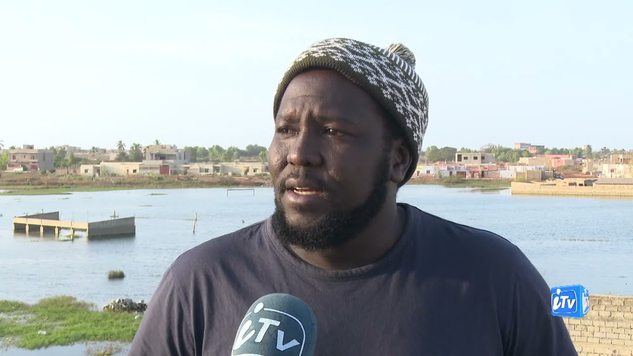 UNE CITÉ PRÈS DU LAC ROSE FOUDROYÉE PAR LES EAUX