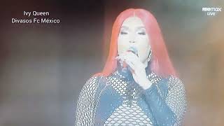 Ile e Ivy Queen cantando " Algo Bonito " en los premios Rolling Stone