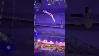 Circus circus act 2025 trapeze