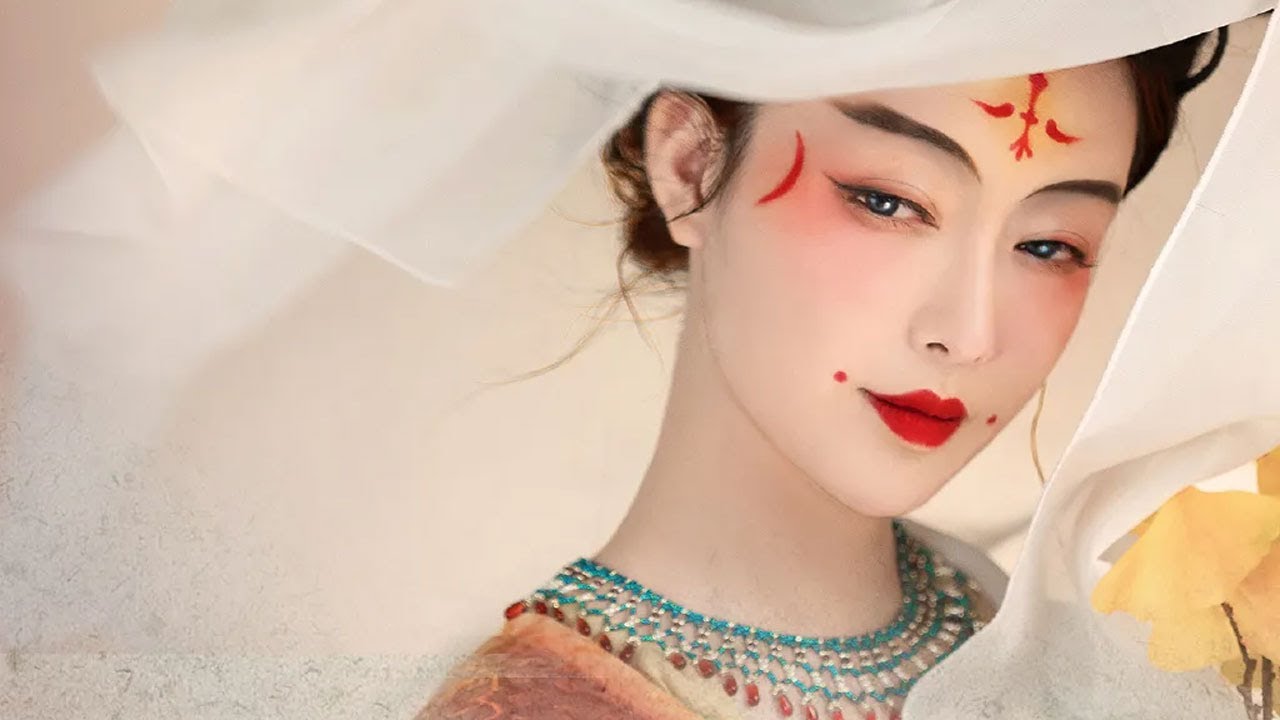 Modern Hanfu Cosplay & Makeup Restore the Tang Dynasty - YouTube