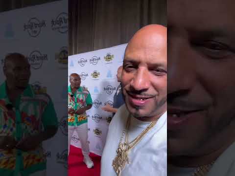 MIKE TYSON TALKS TO FAT JOE ON THE RED CARPET #sports