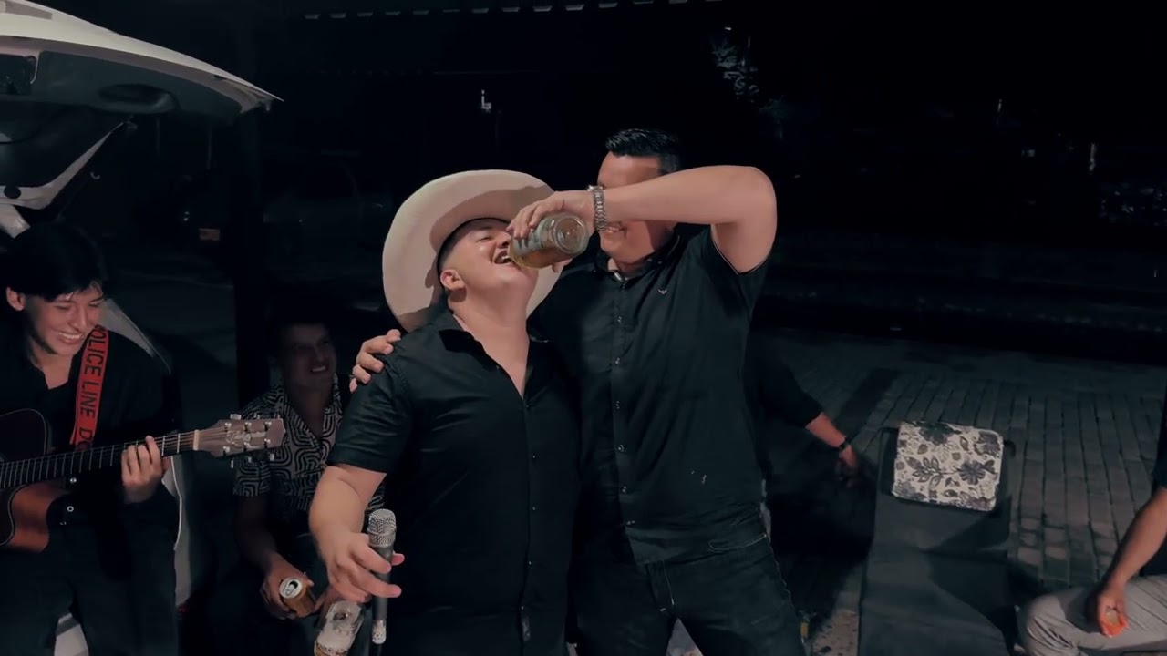 EBRIO DE AMOR – Versión de Alex Puentes