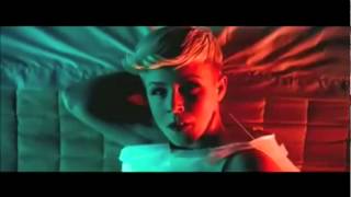 Royksopp - The Girl And The Robot (Kris Menace Remix)